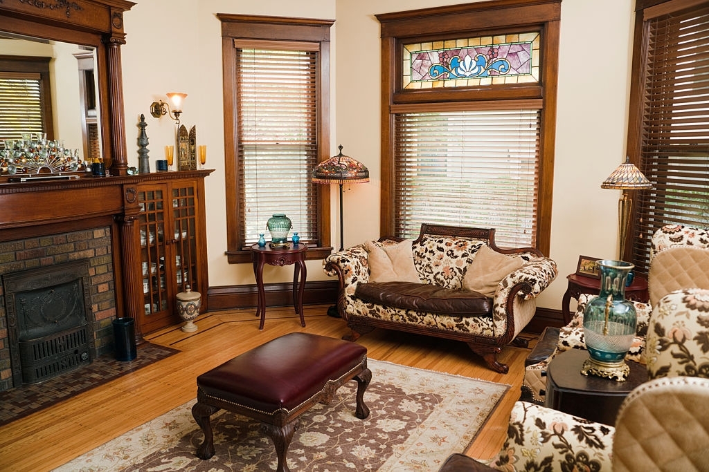 Victorian style living room